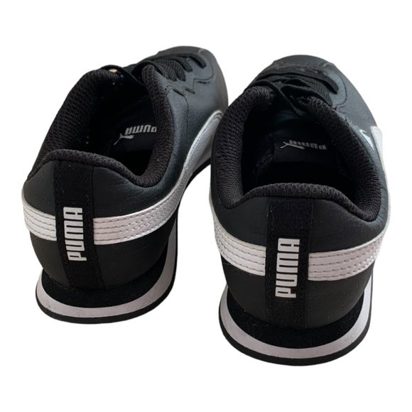 Puma black and white kids sneakers size US 3C - Picture 3 of 6